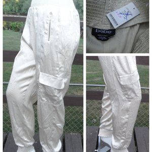 NEW BEBE Cargo Jogger Pants MEDIUM/Large, ivory metallic